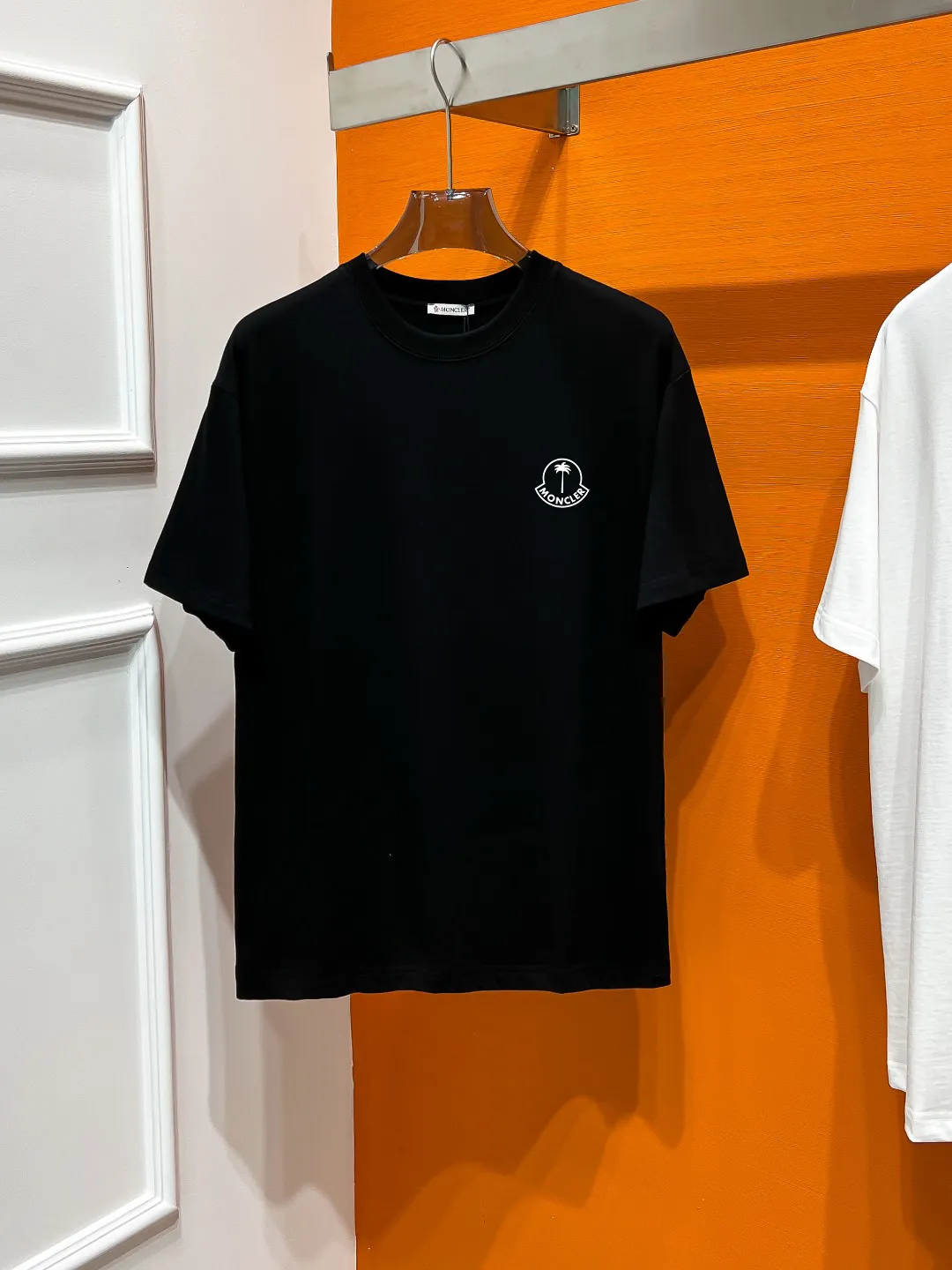 Moncler# T （3 ） 100%-32 ， ， ， ， ， ， ， ， 。 ， ， ， ， ， ！ ， ！ ，Classic ， ， ， ， ， T T 、 ！ ！ 、 、 T， ， ， ， ， ！ ， ， ， , . , , . ：White Black Sizes：S M L XL 2XL